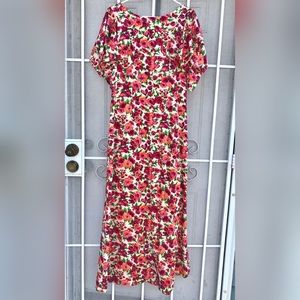 XL Vintage 1960s Maxi Floral Gown with Back Panels